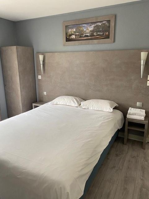 Hotel Le Home Saint Louis Versailles Bagian luar foto
